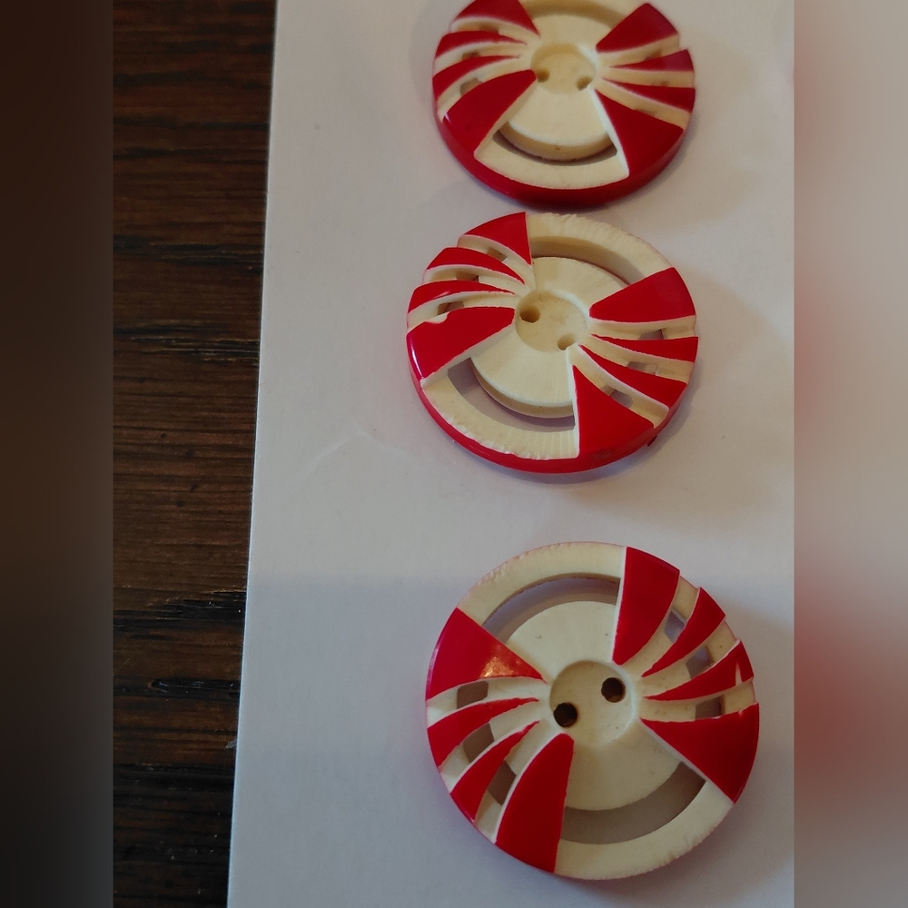 Vintage Red Button N Belt Buckle Set - Picture 4 of 4